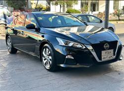 Nissan Altima 2019