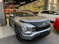 Mitsubishi Outlander 2023