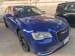 2018 كرايسلر 300