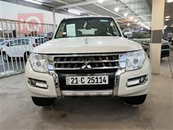 Mitsubishi Pajero 2016