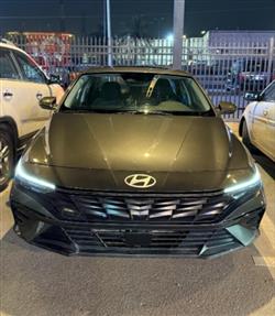 Hyundai Elantra 2024