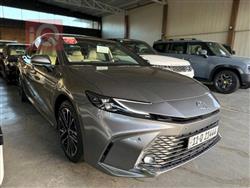 Toyota Camry 2025