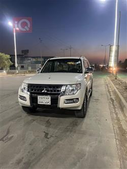 Mitsubishi Pajero 2015
