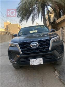 Toyota Fortuner 2023