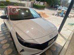 Hyundai Elantra 2023