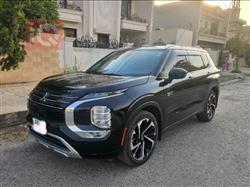 Mitsubishi Outlander 2023