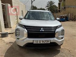 Mitsubishi Outlander 2023