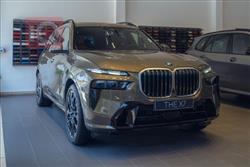 BMW X7 2025