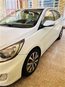 Hyundai Accent 2015