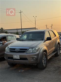 Toyota Fortuner 2008