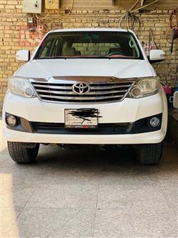 Toyota Fortuner 2012