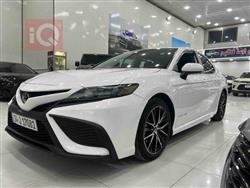 Toyota Camry 2021