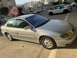 2000 اوبل أوميغا