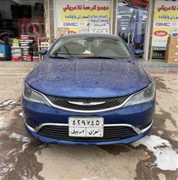 2015 كرايسلر 200