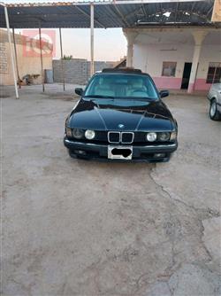 BMW 7-Series 1992
