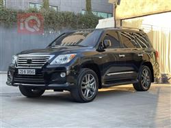 Lexus LX 2011