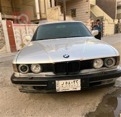 BMW 7-Series 1990