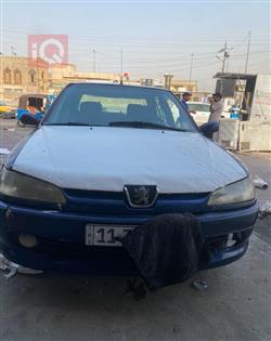 2002 بيجو بارس