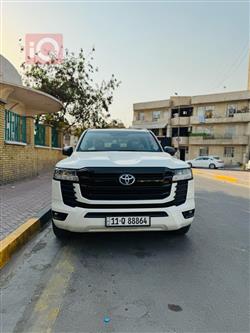 2022 تويوتا لاندكروزر