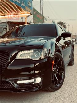 Chrysler 300 2017