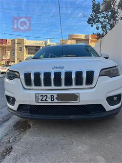 2019 جيب شيروكي