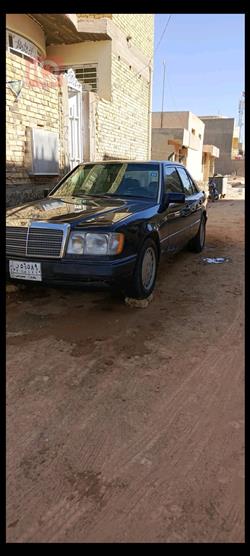 Mercedes-Benz E-Class 1993