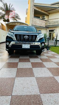 Toyota Land Cruiser Prado 2014