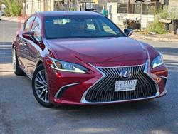 Lexus ES 2021