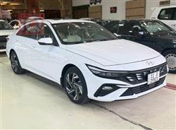 Hyundai Elantra 2024