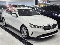 BMW 5-Series 2024