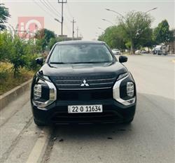2023 ميتسوبيشي اوتلاندر