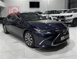 Lexus ES 2021