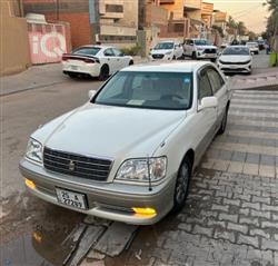 2001 تويوتا كراون