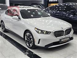 BMW 5-Series 2024