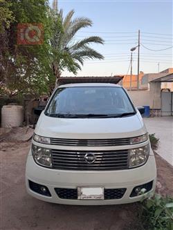 Nissan Elgrand 2003