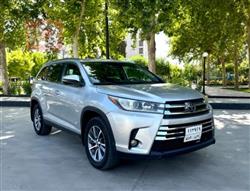 Toyota Highlander 2019