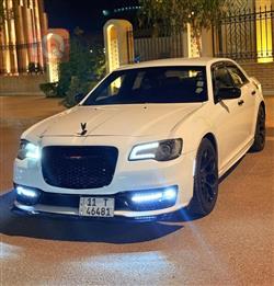 Chrysler 300 2019