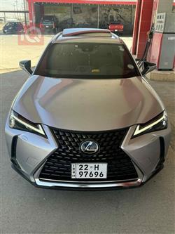 Lexus UX 2023