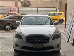 2013 انفنتي M
