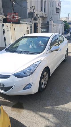 Hyundai Elantra 2013
