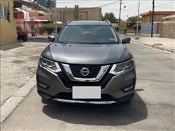2018 نيسان روج