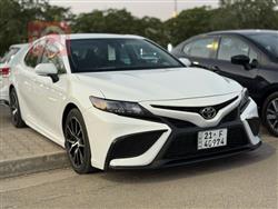 Toyota Camry 2022