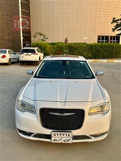 Chrysler 300 2016