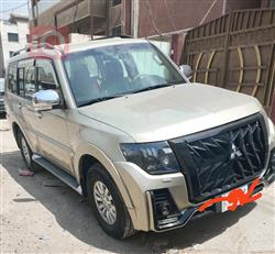 Mitsubishi Pajero 2010