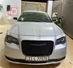 Chrysler 300 2021