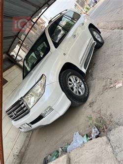 Toyota Land Cruiser 2011