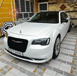 2018 كرايسلر 300