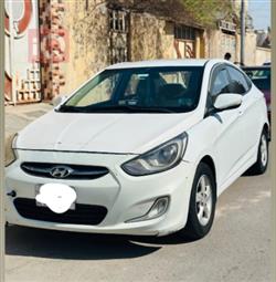 Hyundai Accent 2015