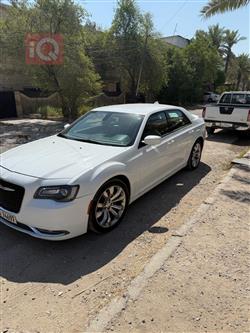 Chrysler 300 2019