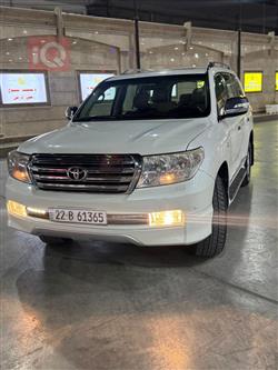 Toyota Land Cruiser 2011